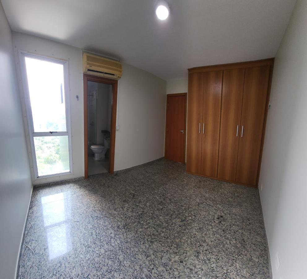Apartamento à venda com 4 quartos, 180m² - Foto 17