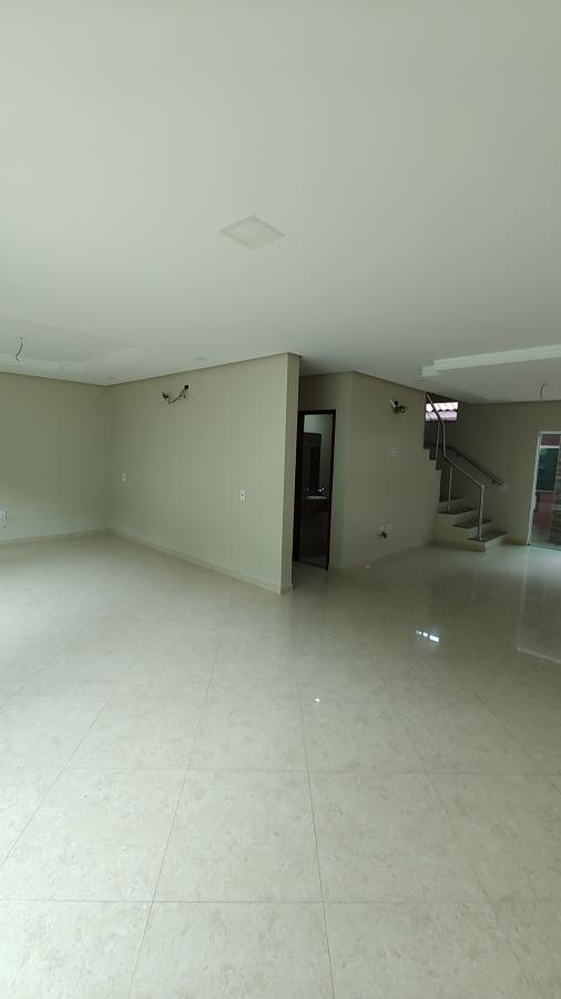 Casa de Condomínio à venda com 4 quartos, 295m² - Foto 5