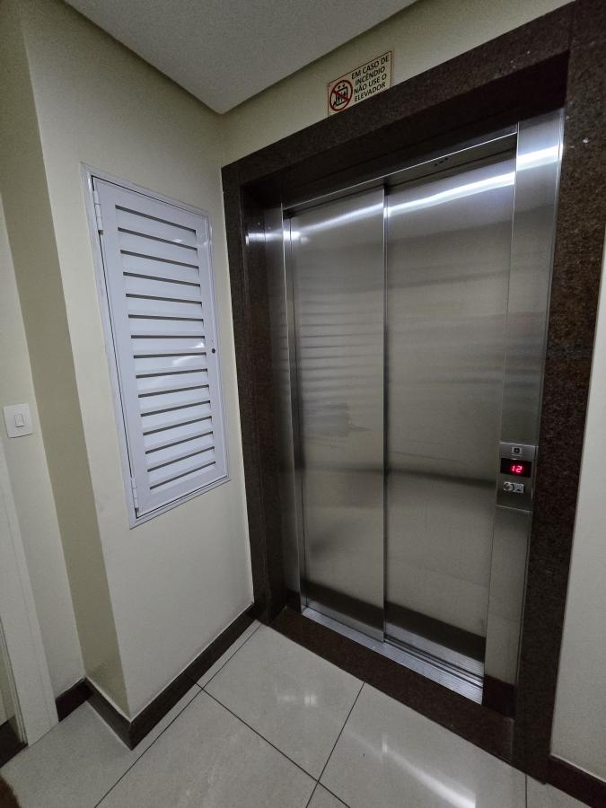 Apartamento à venda com 4 quartos, 245m² - Foto 14