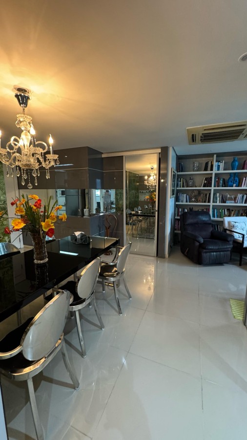 Apartamento à venda com 3 quartos, 120m² - Foto 2
