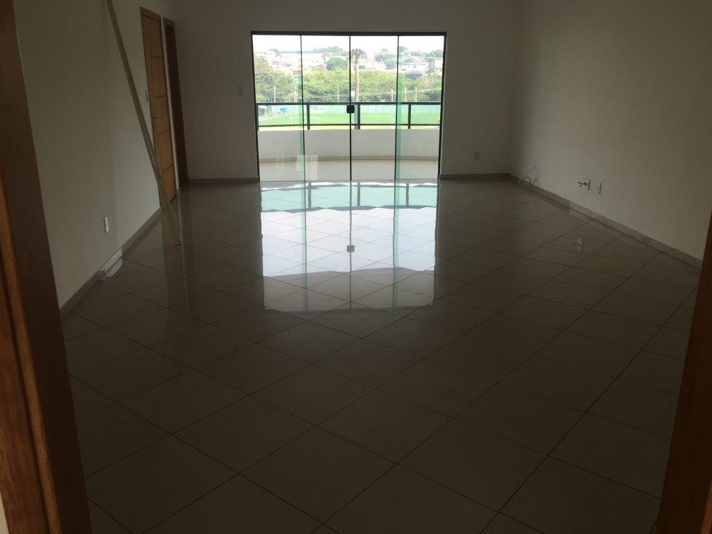Apartamento à venda com 3 quartos, 195m² - Foto 6