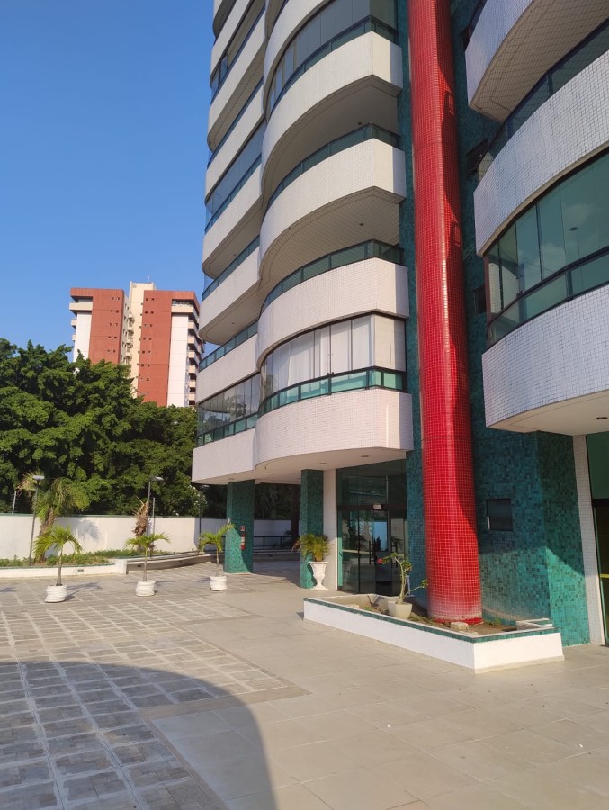 Apartamento à venda com 3 quartos, 195m² - Foto 17