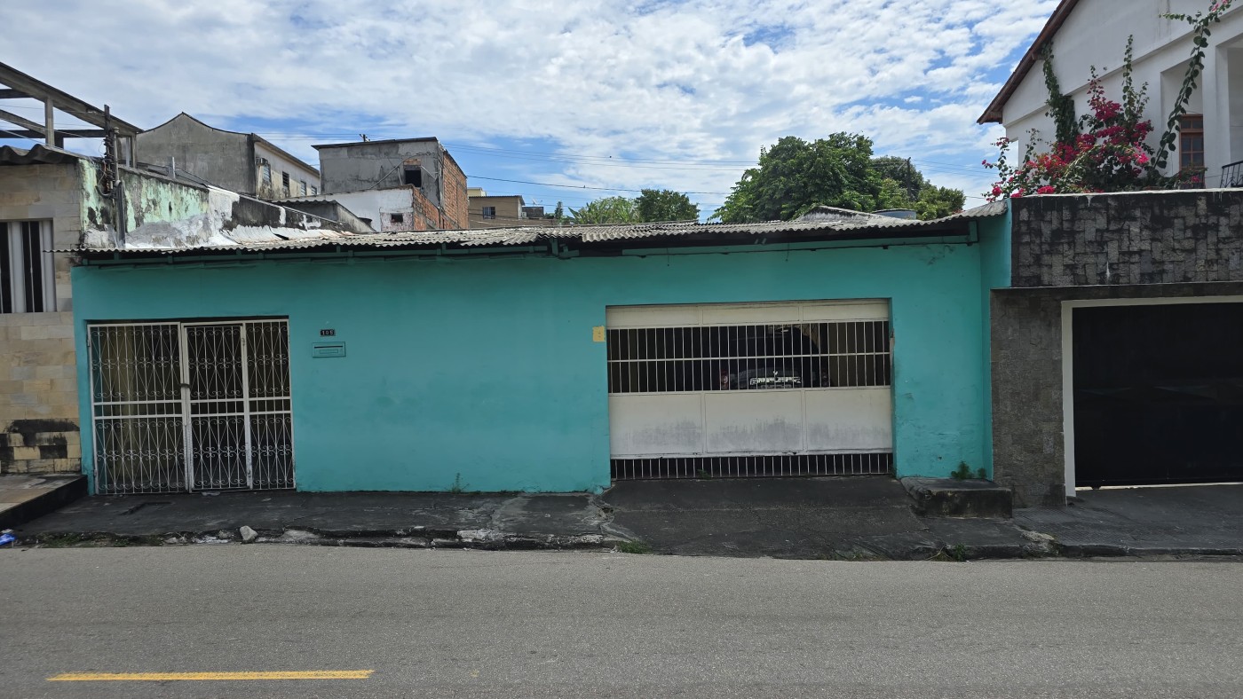 Casa à venda com 4 quartos, 308m² - Foto 22