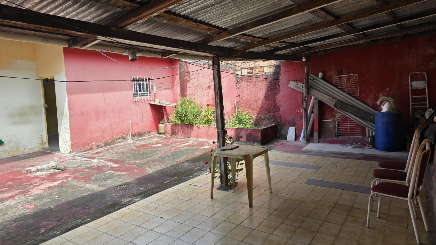 Casa à venda com 4 quartos, 308m² - Foto 17