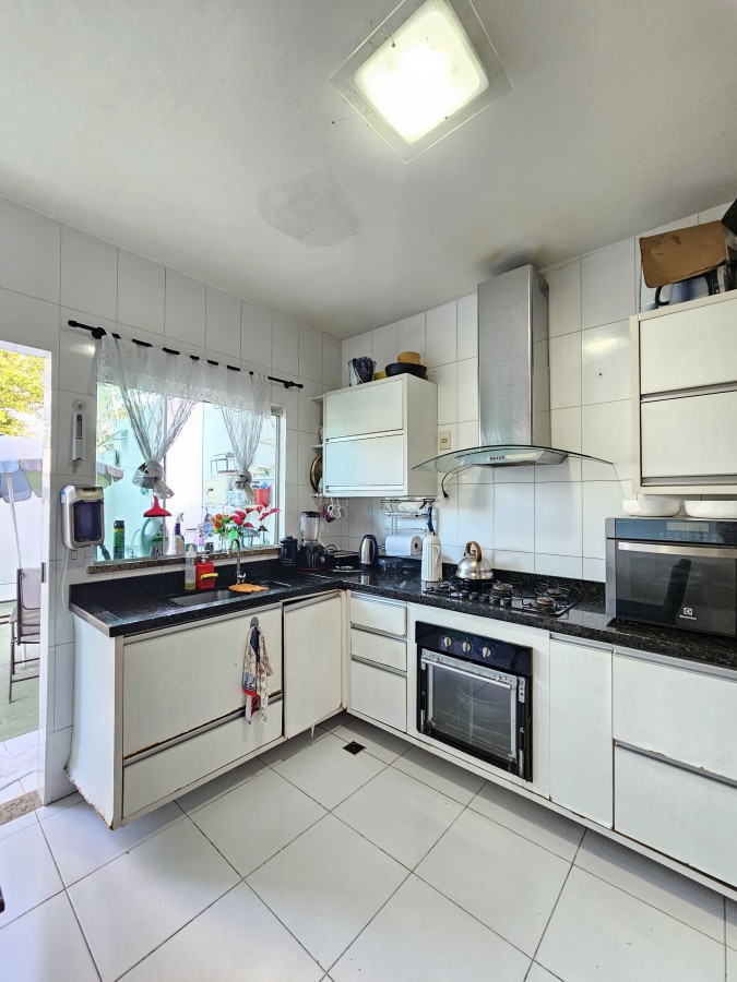 Casa de Condomínio à venda com 3 quartos, 200m² - Foto 7