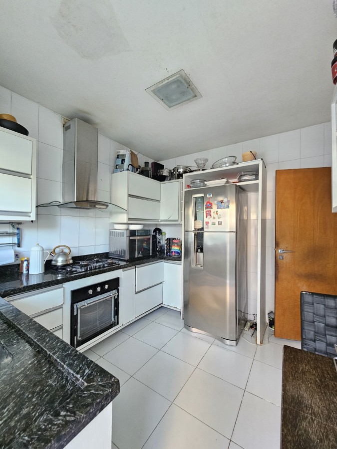 Casa de Condomínio à venda com 3 quartos, 200m² - Foto 13