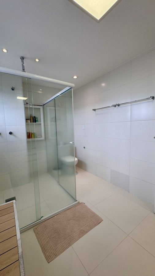 Apartamento à venda com 3 quartos, 169m² - Foto 5