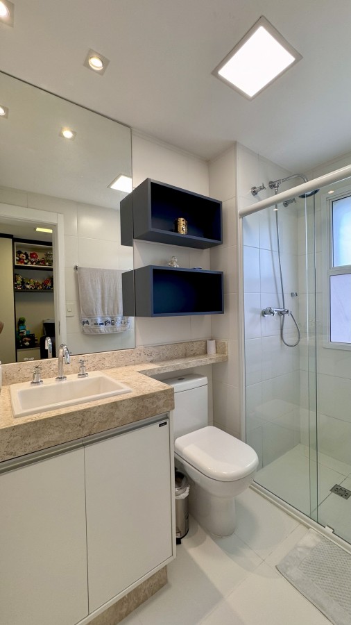 Apartamento à venda com 3 quartos, 169m² - Foto 11