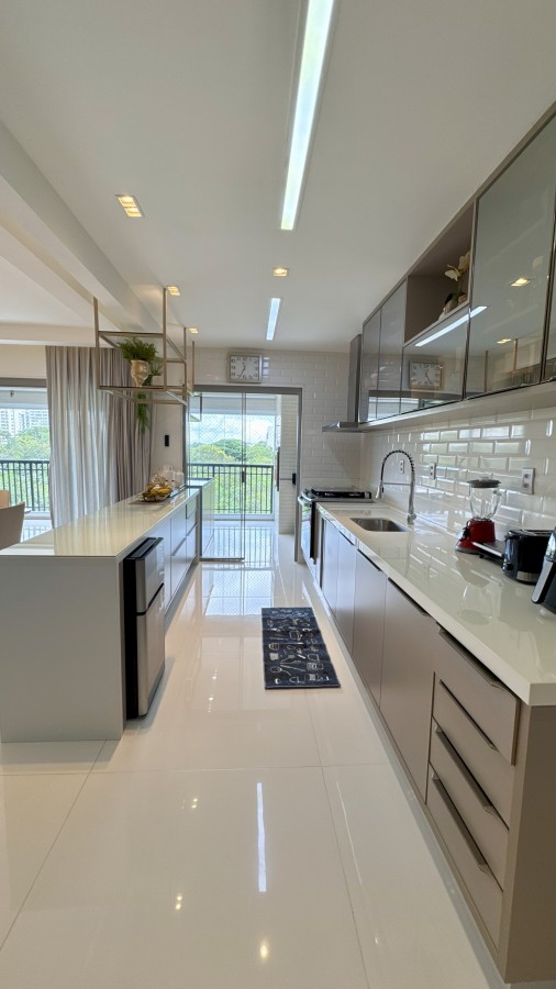Apartamento à venda com 3 quartos, 169m² - Foto 19