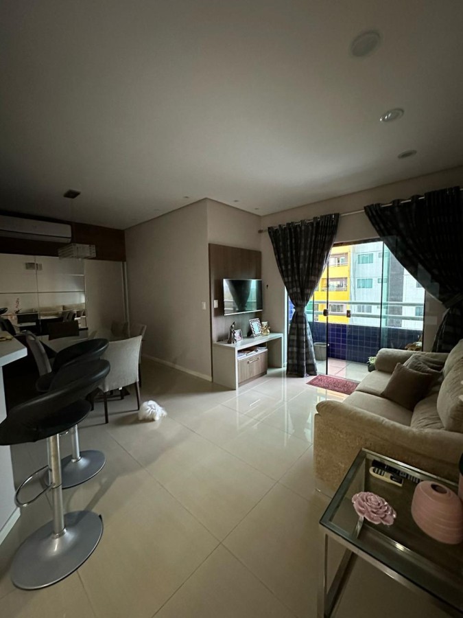 Apartamento à venda com 3 quartos, 95m² - Foto 4