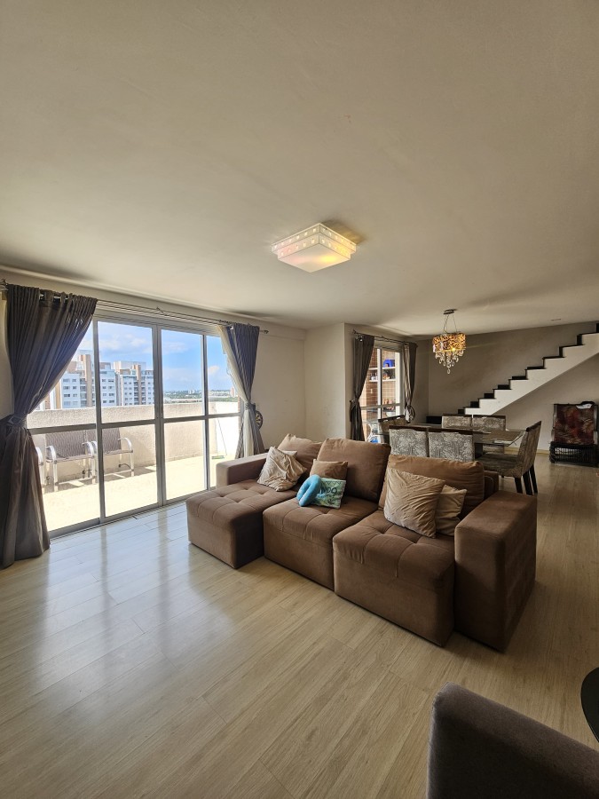 Cobertura à venda com 3 quartos, 220m² - Foto 2