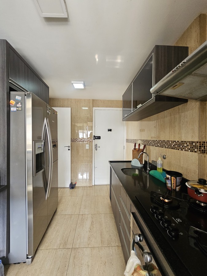 Cobertura à venda com 3 quartos, 220m² - Foto 12