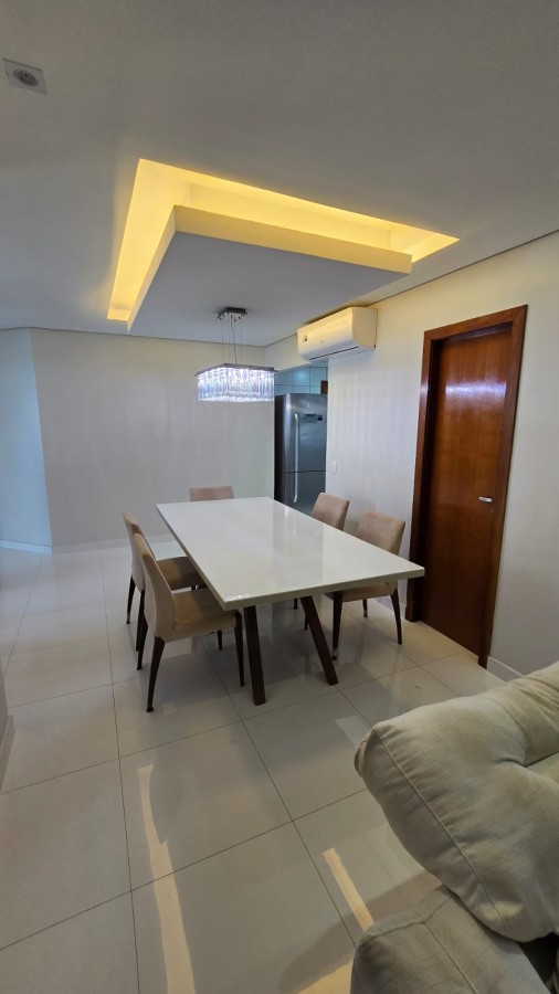 Apartamento para alugar com 3 quartos, 136m² - Foto 11