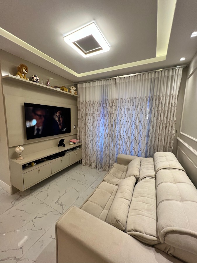 Apartamento à venda com 3 quartos, 79m² - Foto 1