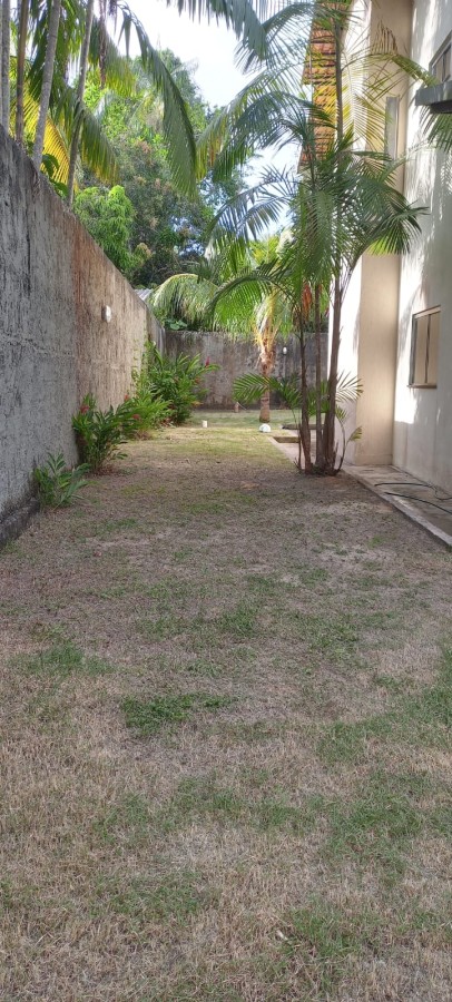 Casa à venda com 4 quartos, 450m² - Foto 4