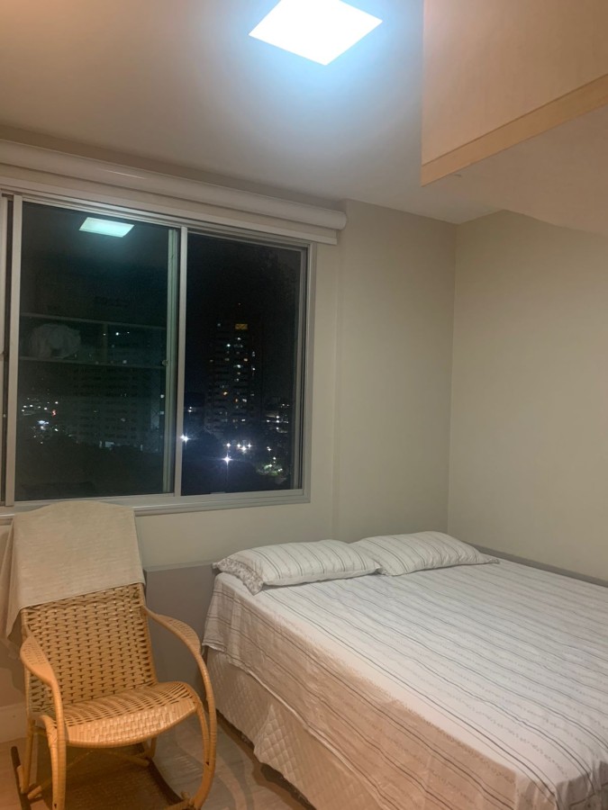 Apartamento à venda com 3 quartos, 107m² - Foto 4