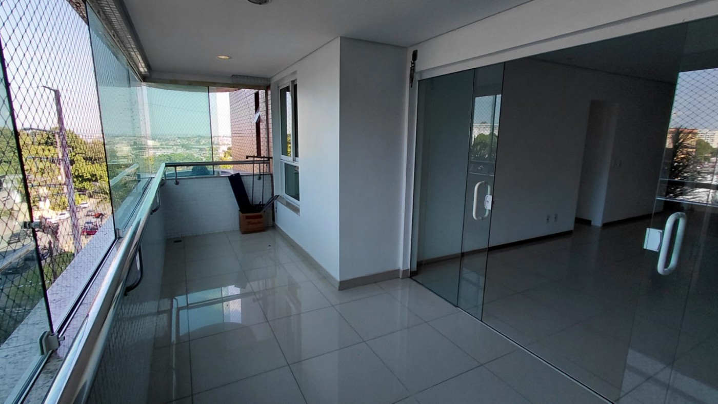 Apartamento à venda com 3 quartos, 147m² - Foto 4
