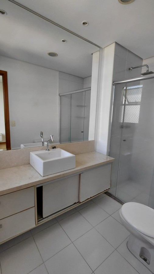 Apartamento à venda com 3 quartos, 147m² - Foto 17