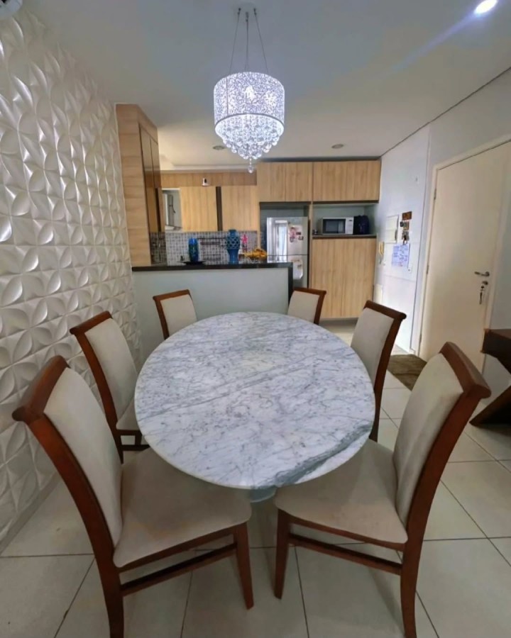 Apartamento à venda com 3 quartos, 80m² - Foto 1