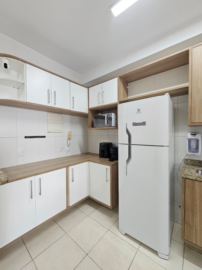 Apartamento à venda com 2 quartos, 69m² - Foto 5