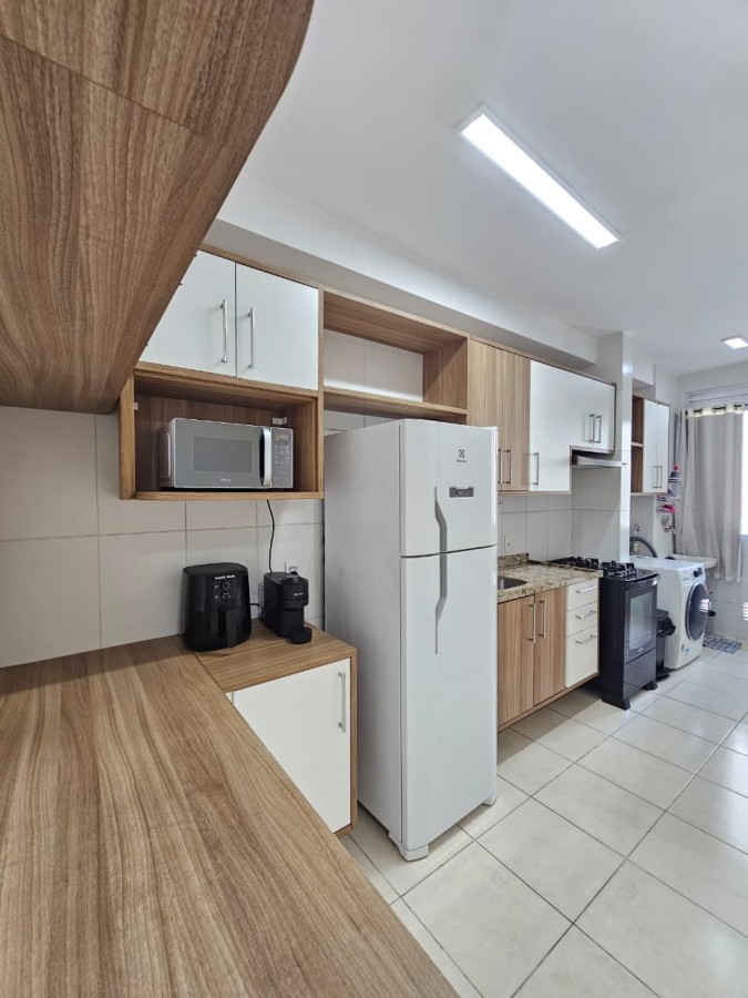 Apartamento à venda com 2 quartos, 69m² - Foto 10